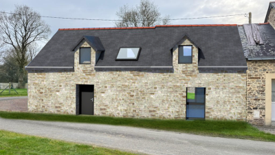 Transformation d’un ancien corps de ferme en logement locatif à Bain‑de‑Bretagne